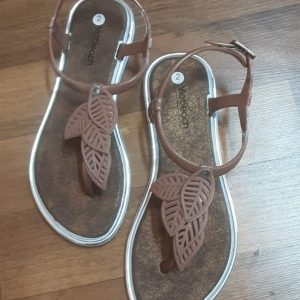 Marble Kids - Bronze 
Via Beach